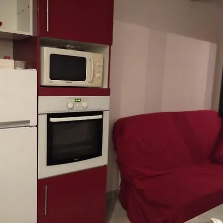 Le Neptuna 50 Metres Reservation Du Samedi Au Samedi En Haute Saison Apartment Agde