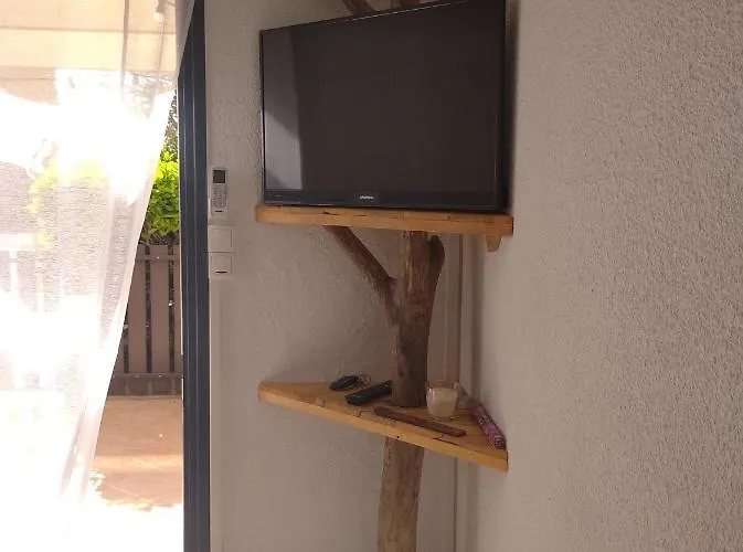 Apartment Le Neptuna 50 Metres Reservation Du Samedi Au Samedi En Haute Saison Agde