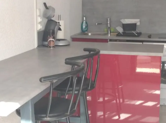 Le Neptuna 50 Metres Reservation Du Samedi Au Samedi En Haute Saison Agde