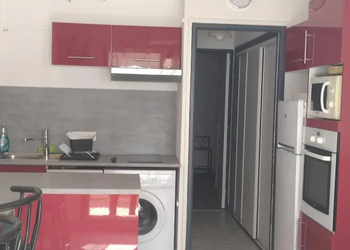 Le Neptuna 50 Metres Reservation Du Samedi Au Samedi En Haute Saison *